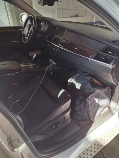 BMW X6 (2010) - V3 Premium Service